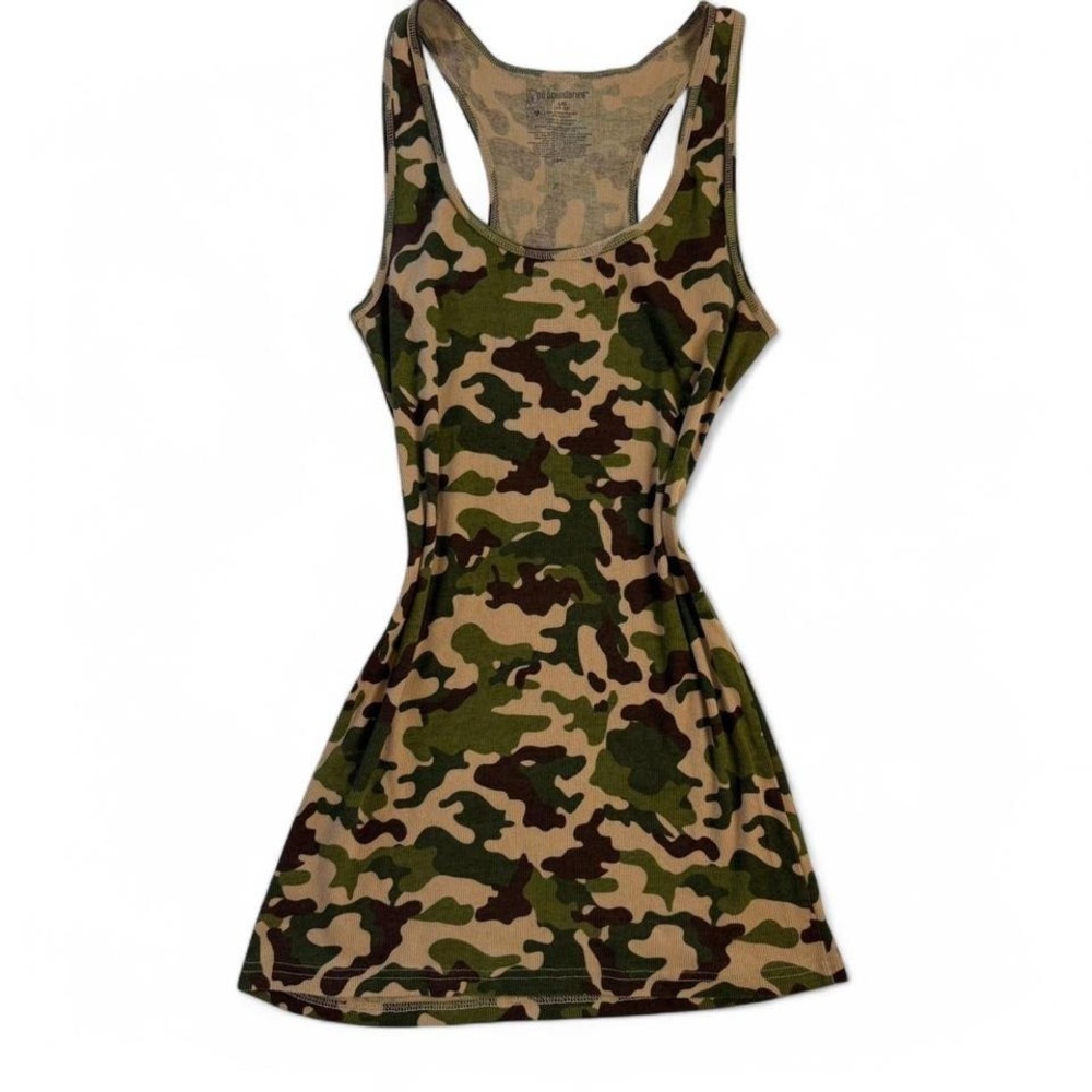 Y2K 2000s No Boundaries Green Camo‎ tank top!